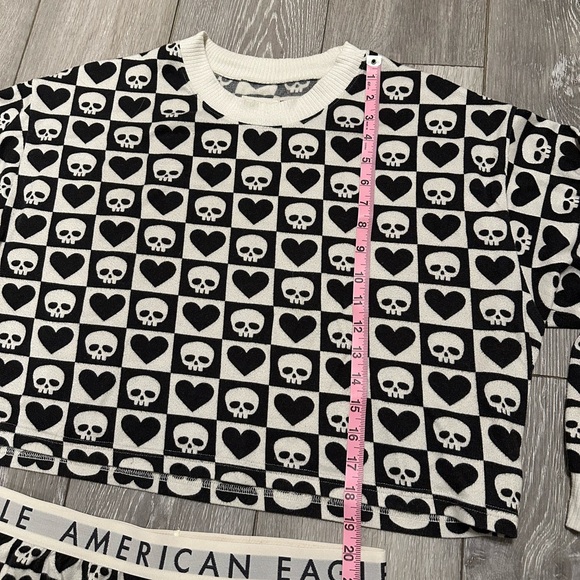 American Eagle Halloween Plush PJ Set - Picture 6 of 10